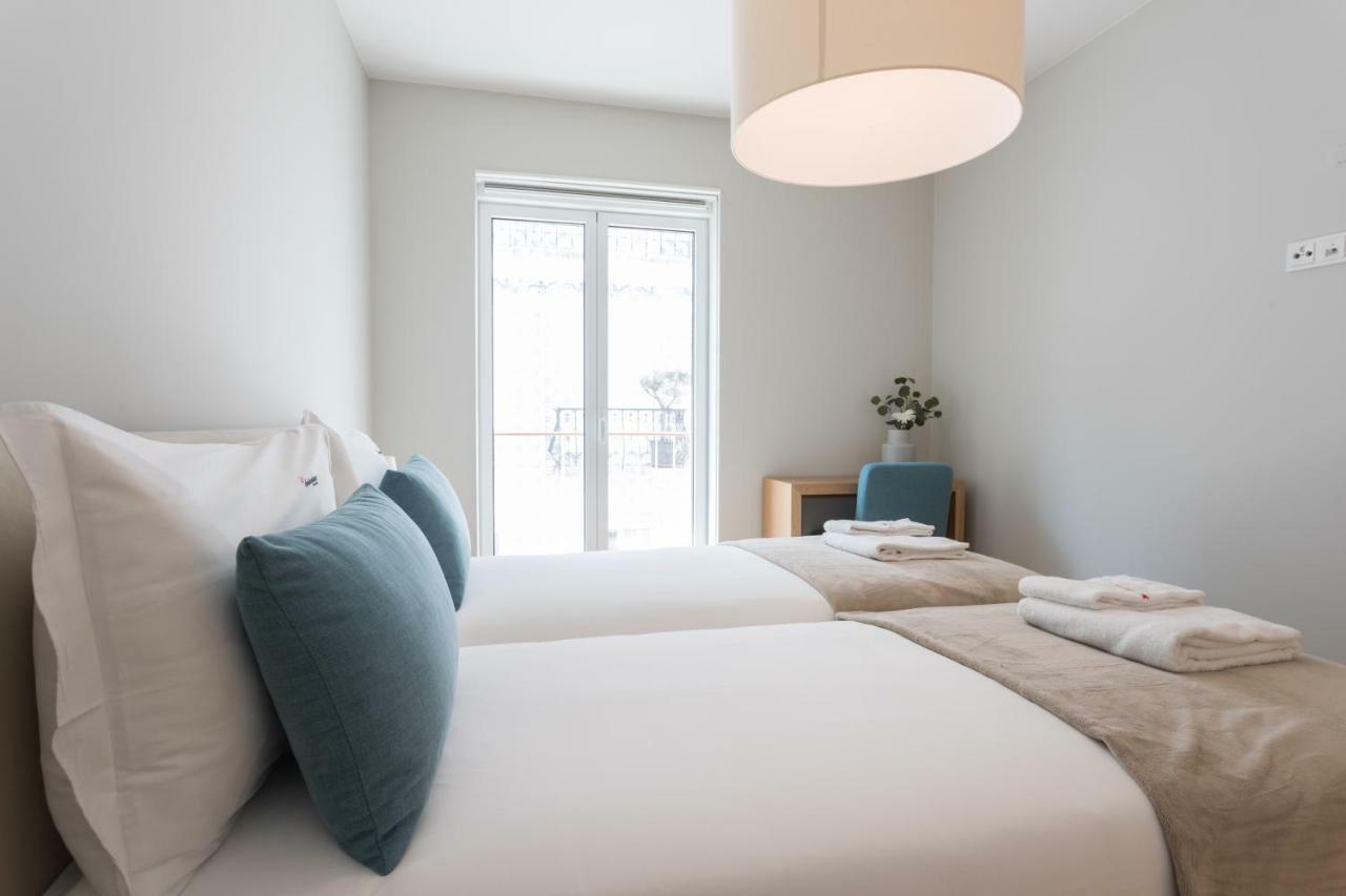 FLH Rato Spacious Apartment Lisbona Esterno foto
